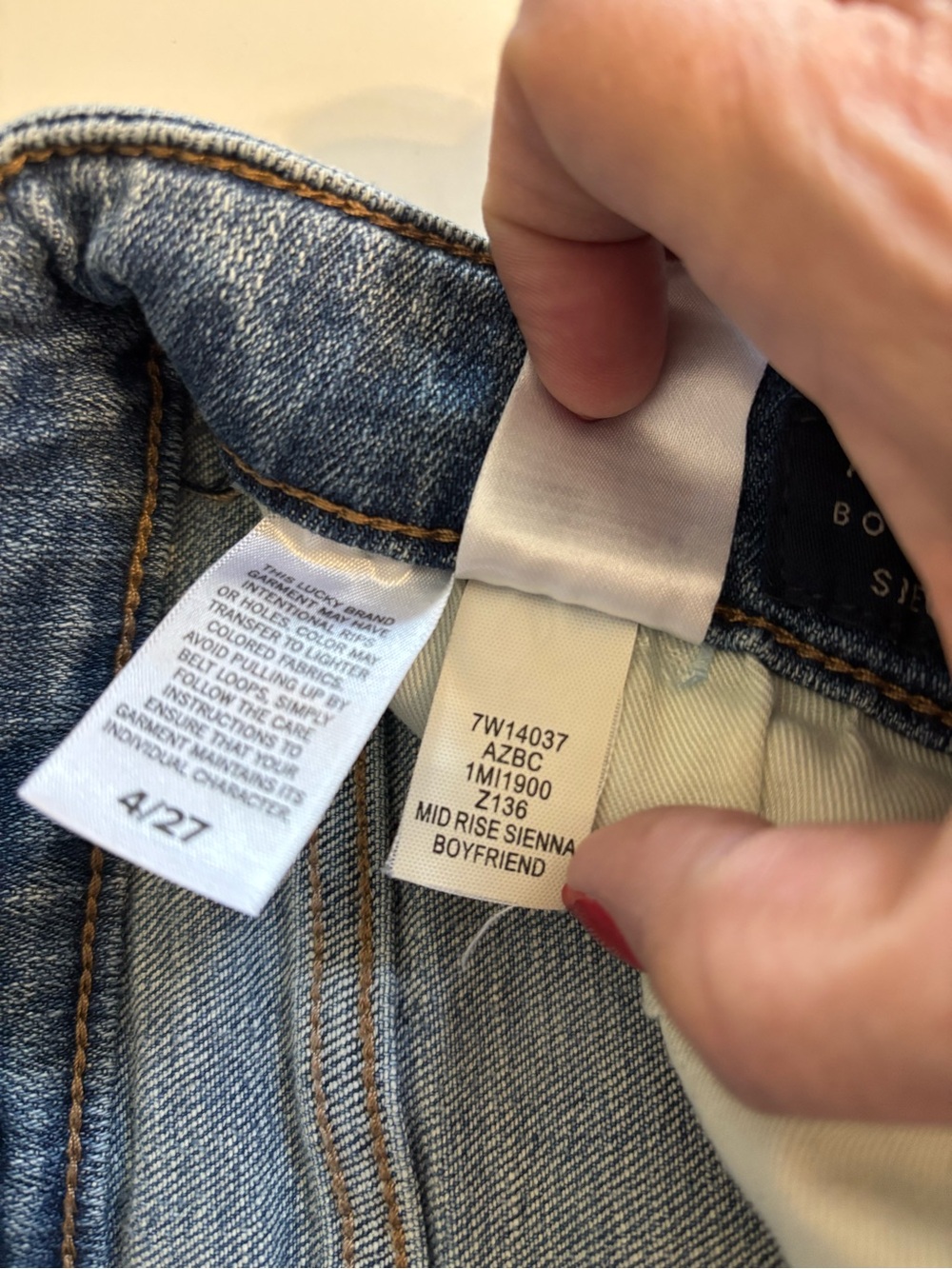 Lucky Brand Blue Light Wash Mid Rise Sienna Boyfriend Jeans - Picture 8 of 9